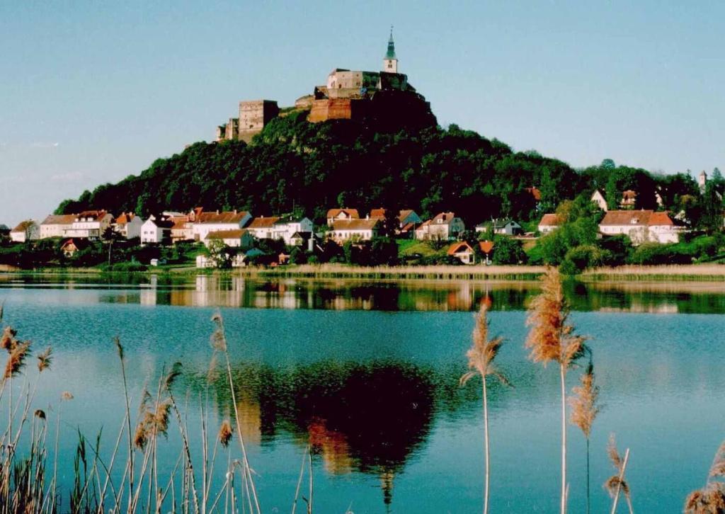Gastehaus Zieserl Deutsch Kaltenbrunn ภายนอก รูปภาพ